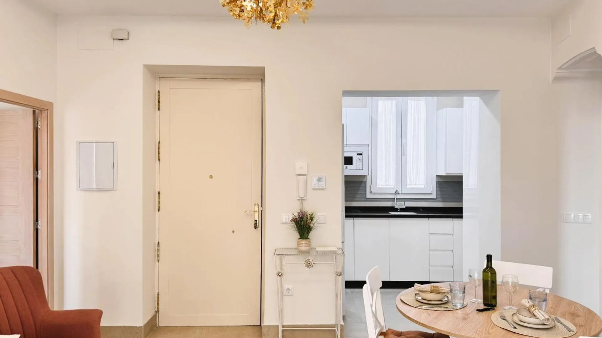 B Elegant & Central Apartment With Unique Views 세비야